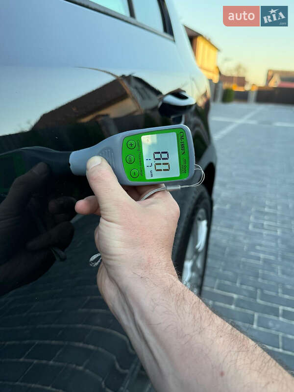 Хетчбек Volkswagen Golf 2010 в Вінниці