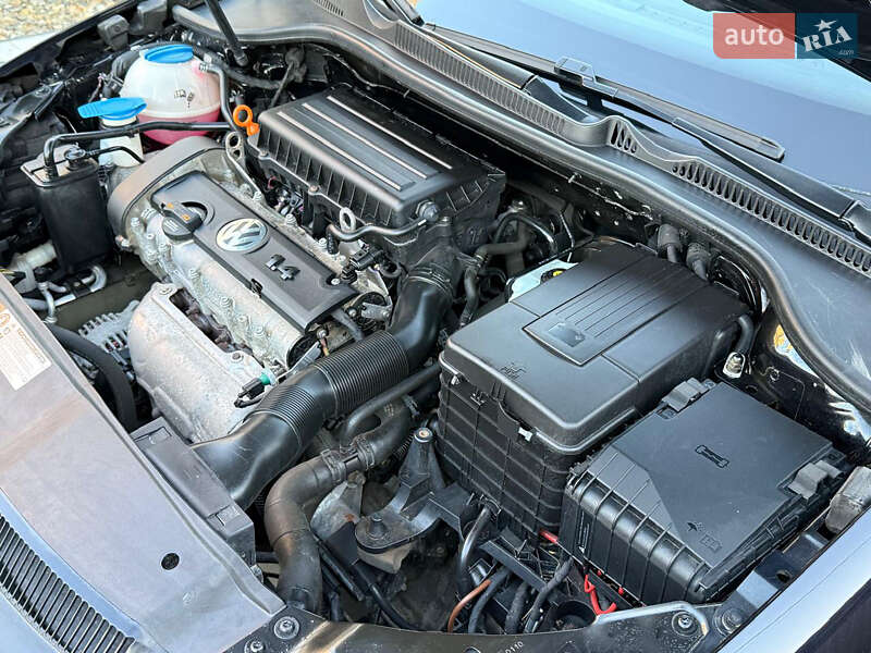 Хетчбек Volkswagen Golf 2010 в Вінниці