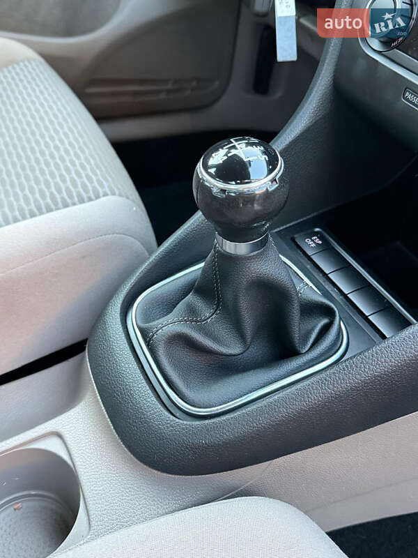 Хетчбек Volkswagen Golf 2010 в Вінниці