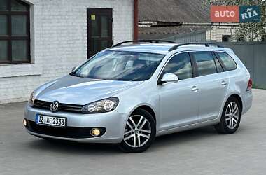 Универсал Volkswagen Golf 2010 в Красилове