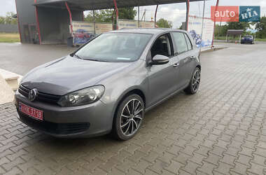 Хэтчбек Volkswagen Golf 2009 в Глыбокой