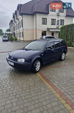 Універсал Volkswagen Golf 2003 в Дунаївцях