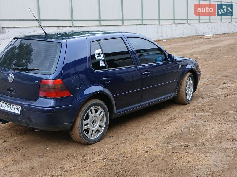Хетчбек Volkswagen Golf 2000 в Хмельницькому