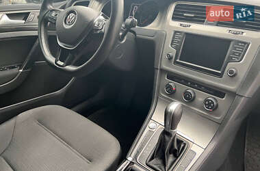 Универсал Volkswagen Golf 2015 в 