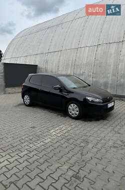 Хетчбек Volkswagen Golf 2009 в Косові