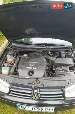 Універсал Volkswagen Golf 2000 в 