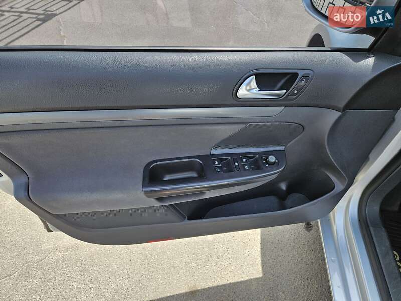 Универсал Volkswagen Golf 2008 в Шостке фото 9 Универсал Volkswagen Golf 2008 в Шостке