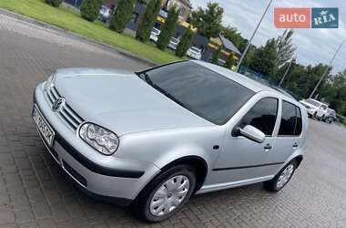 Хэтчбек Volkswagen Golf 2002 в Белой Церкви