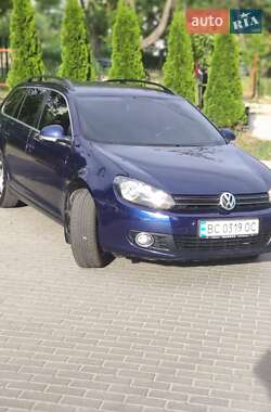 Универсал Volkswagen Golf 2010 в 
