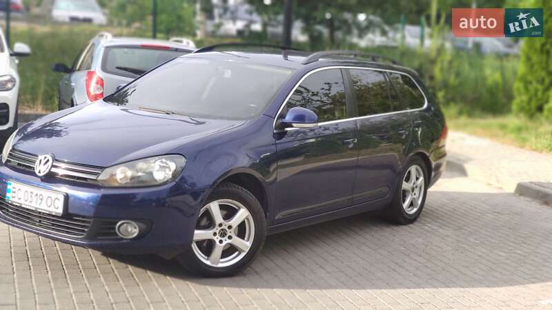Универсал Volkswagen Golf 2010 в 