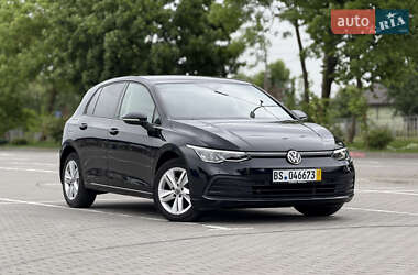 Хэтчбек Volkswagen Golf 2020 в 