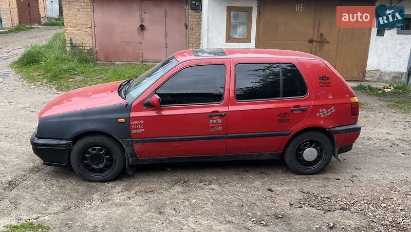 Хетчбек Volkswagen Golf 1993 в Києві