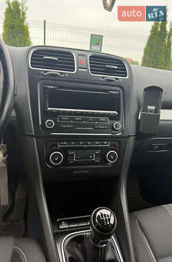 Універсал Volkswagen Golf 2013 в 