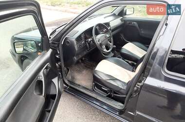 Хетчбек Volkswagen Golf 1995 в 