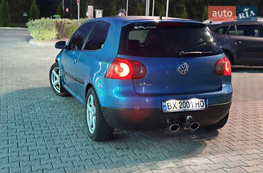 Хэтчбек Volkswagen Golf 2006 в 