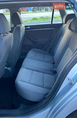 Универсал Volkswagen Golf 2008 в 
