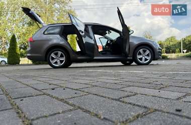 Універсал Volkswagen Golf 2015 в 