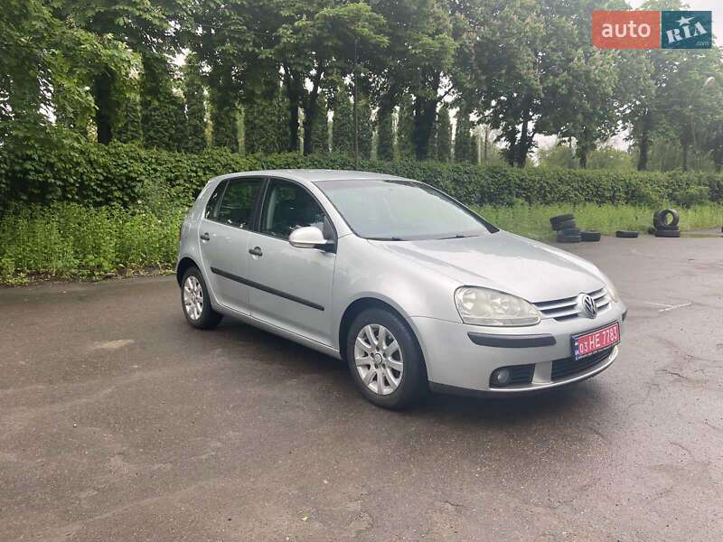 Хэтчбек Volkswagen Golf 2009 в Луцке