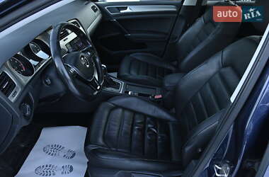 Універсал Volkswagen Golf 2014 в 