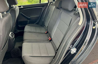 Універсал Volkswagen Golf 2011 в 