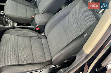 Універсал Volkswagen Golf 2011 в 
