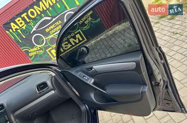 Хэтчбек Volkswagen Golf 2013 в 