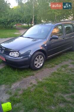 Хетчбек Volkswagen Golf 2003 в Луцьку