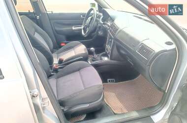 Універсал Volkswagen Golf 2002 в 