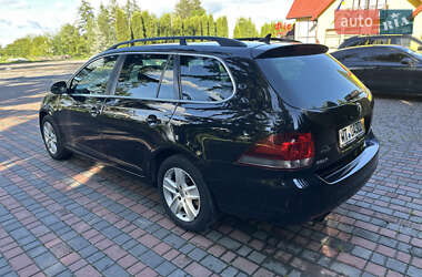 Універсал Volkswagen Golf 2009 в 