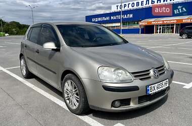Хетчбек Volkswagen Golf 2004 в Кам'янець-Подільському