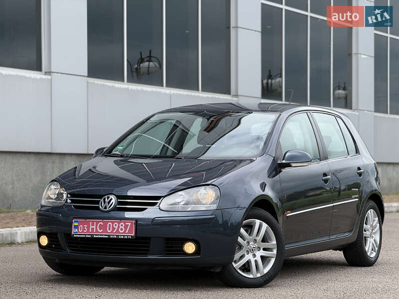 Хетчбек Volkswagen Golf 2009 в Білій Церкві