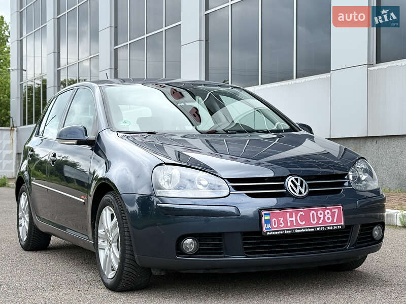 Хетчбек Volkswagen Golf 2009 в Білій Церкві