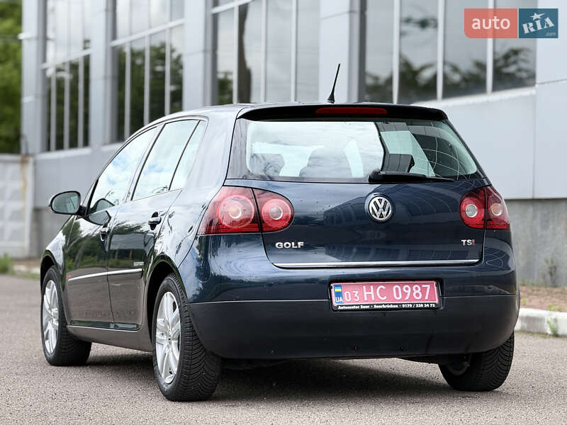 Хетчбек Volkswagen Golf 2009 в Білій Церкві
