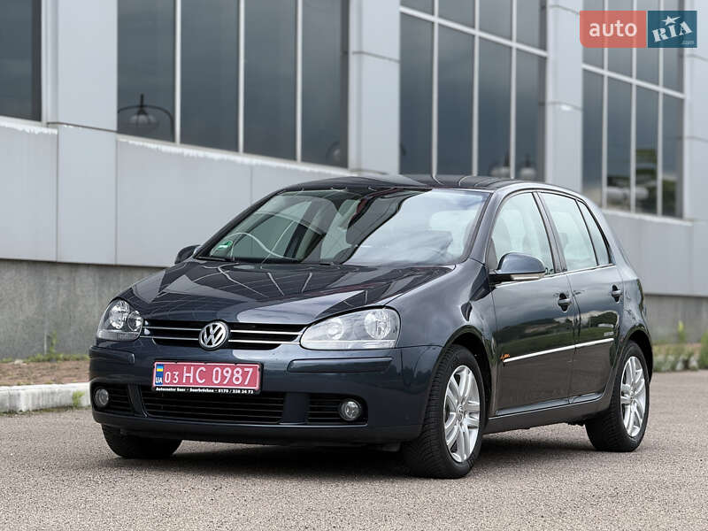 Хетчбек Volkswagen Golf 2009 в Білій Церкві