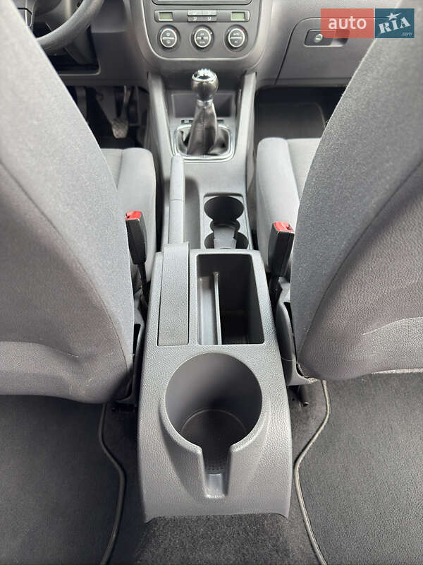 Хетчбек Volkswagen Golf 2009 в Білій Церкві