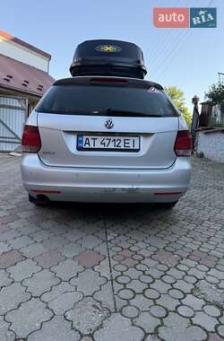 Універсал Volkswagen Golf 2010 в 