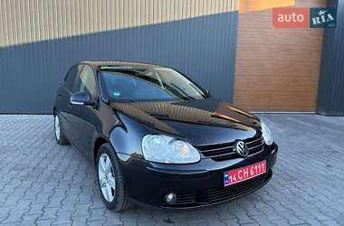 Хэтчбек Volkswagen Golf 2008 в Калуше