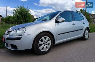 Хетчбек Volkswagen Golf 2005 в Миргороді