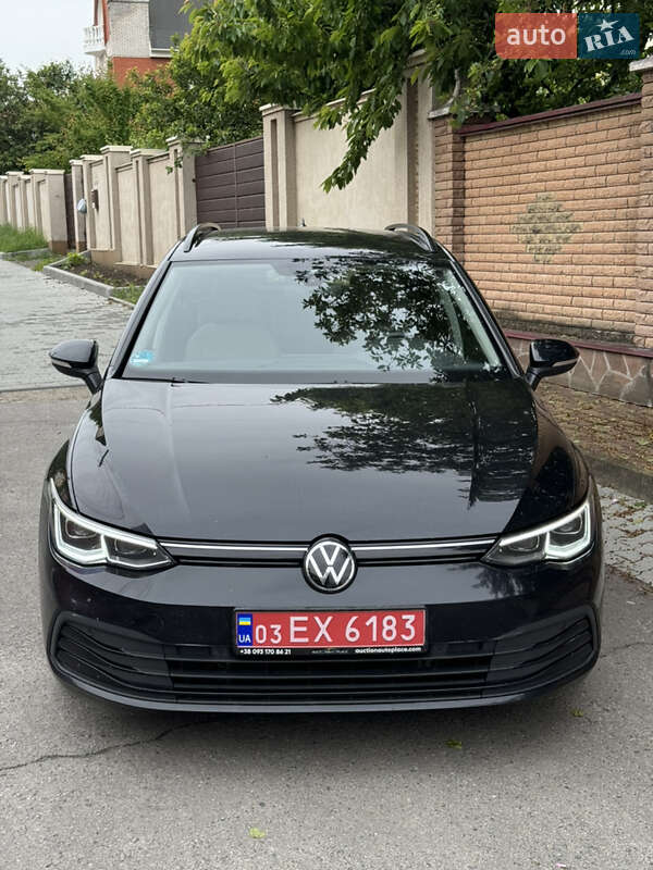 Универсал Volkswagen Golf 2021 в 
