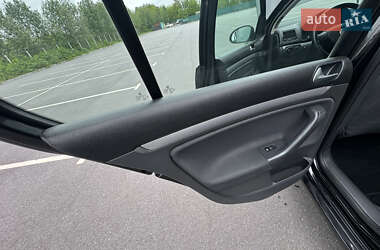 Хэтчбек Volkswagen Golf 2007 в 