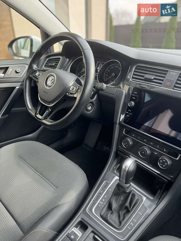 Універсал Volkswagen Golf 2018 в Ковелі