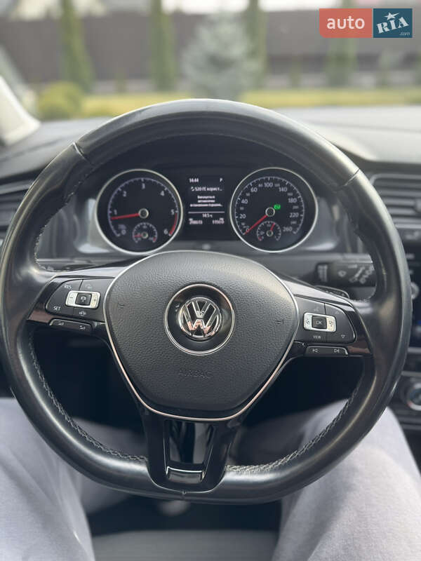 Універсал Volkswagen Golf 2018 в Ковелі