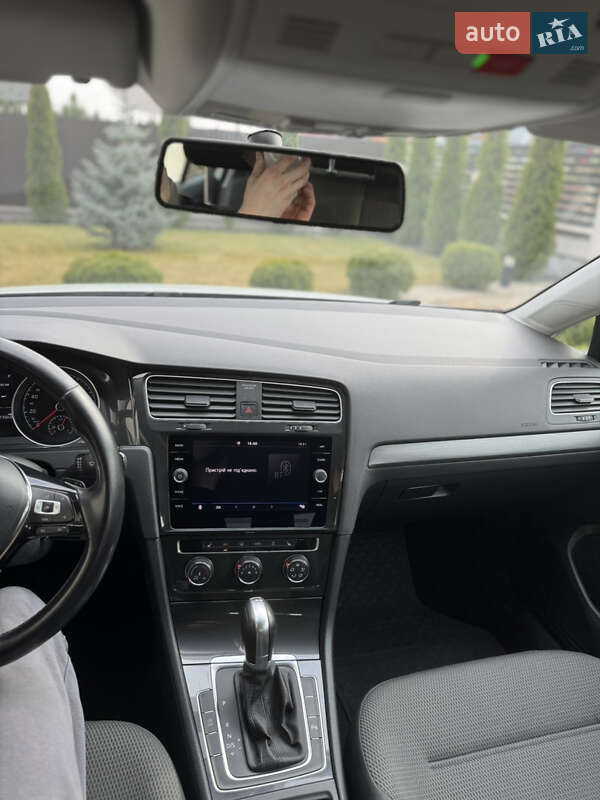 Універсал Volkswagen Golf 2018 в Ковелі