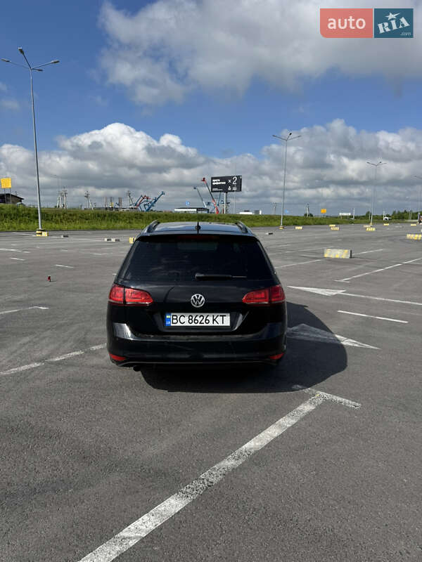 Універсал Volkswagen Golf 2015 в Львові