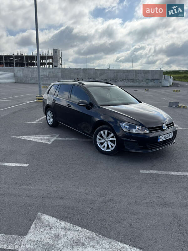 Універсал Volkswagen Golf 2015 в Львові