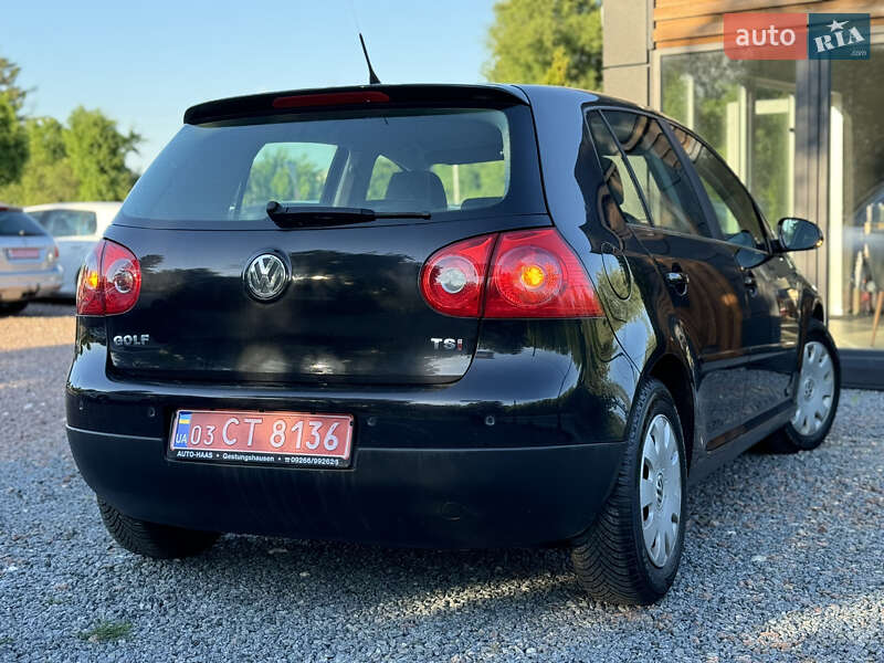 Хэтчбек Volkswagen Golf 2008 в Дрогобыче