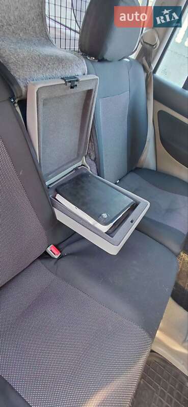 Універсал Volkswagen Golf 2000 в Обухові