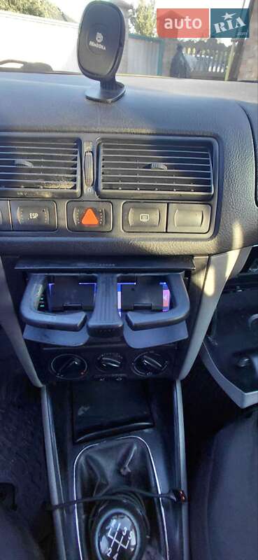 Універсал Volkswagen Golf 2000 в Обухові