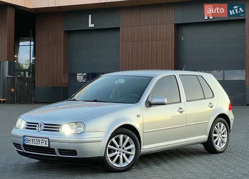 Volkswagen Golf 2001