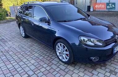 Универсал Volkswagen Golf 2010 в 